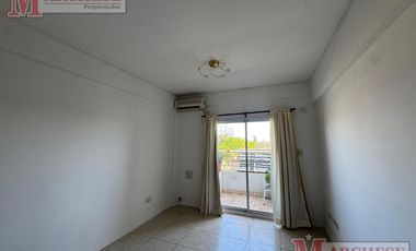 Departamento 2 ambientes en alquiler en el centro de Castelar Norte