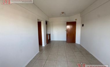 Departamento 2 ambientes en alquiler en el centro de Castelar Norte