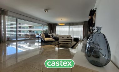 Departamento de cuatro ambientes en venta en Bouquet