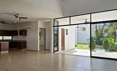 CASA EN VENTA TOTALMENTE EQUIPADA