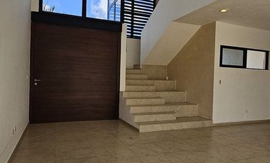 CASA EN VENTA TOTALMENTE EQUIPADA