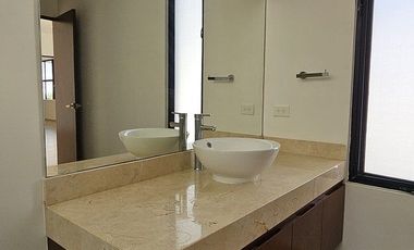 CASA EN VENTA TOTALMENTE EQUIPADA