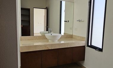 CASA EN VENTA TOTALMENTE EQUIPADA