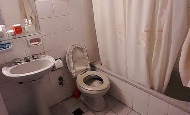 S.Martin(Ctro) - Espacioso Dpto. 4 amb al Frente , con excelente Balcón Terraza!