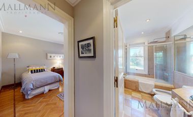 Venta Casa 5 Dormitorios en Martindale CC