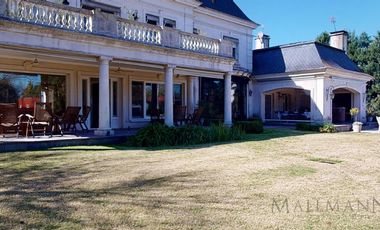 Venta Casa 5 Dormitorios en Martindale CC