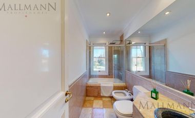 Venta Casa 5 Dormitorios en Martindale CC