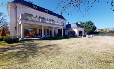 Venta Casa 5 Dormitorios en Martindale CC