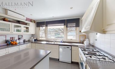 Venta Casa 5 Dormitorios en Martindale CC