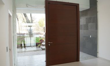 Espectacular casa en renta en Rancho San juan