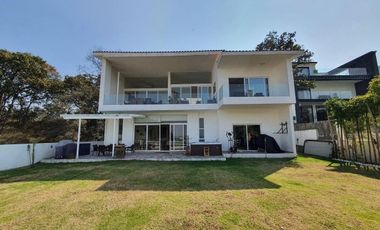 Espectacular casa en renta en Rancho San juan