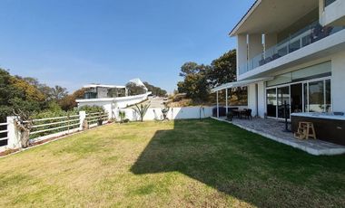 Espectacular casa en renta en Rancho San juan