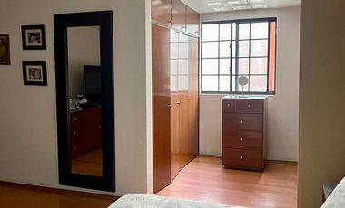 ¡Casa en venta en ubicación privilegiada entre Gabriel Mancera y López Cotilla!