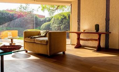 Oportunidad única en Pedregal – Casa para actualizar en ubicación premium