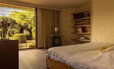 Oportunidad única en Pedregal – Casa para actualizar en ubicación premium