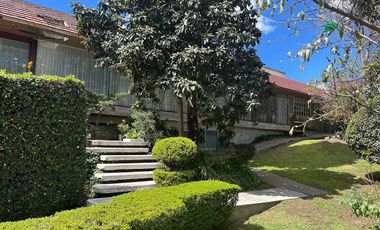 Gran oportunidad en Pedregal – Casa para remodelar con amplio terreno