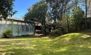 Gran oportunidad en Pedregal – Casa para remodelar con amplio terreno