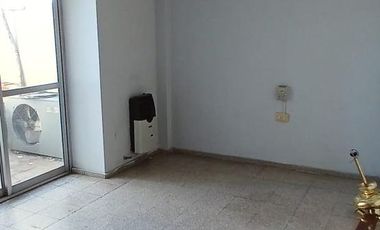 Edificio c/ LOCAL   2 DEPTOS