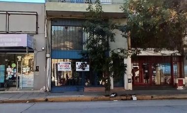 Edificio c/ LOCAL   2 DEPTOS