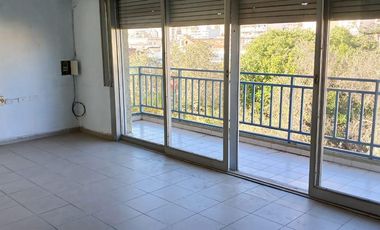 Edificio c/ LOCAL   2 DEPTOS