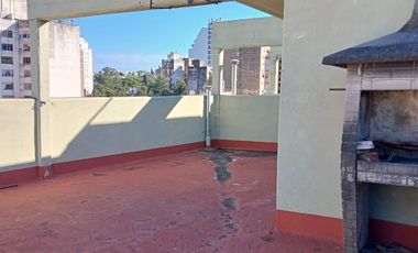 Edificio c/ LOCAL   2 DEPTOS