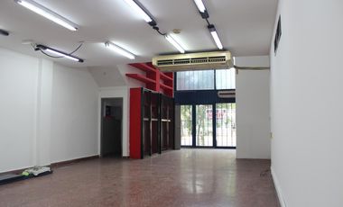 Edificio c/ LOCAL   2 DEPTOS