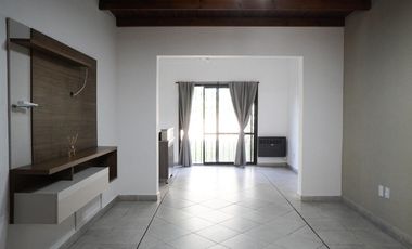 Casa 2 dormitorios Reciclada!