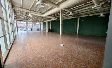 Se Renta Espacio en piso 6 de 1,515 mts  en Centro Comercial