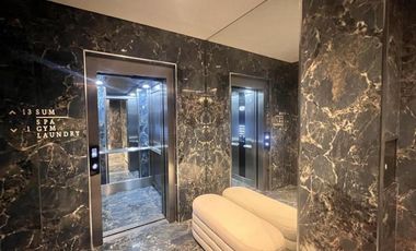 Monoambiente en venta con balcón al frente