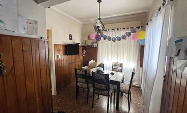 VENTA CHALET 3 AMBIENTES EN MUNRO