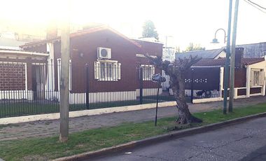 VENTA CHALET 3 AMBIENTES EN MUNRO