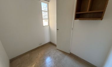 VENTA DEPARTAMENTO DE 3 DORMITORIOS + COMODÍN, EN EL CENTRO