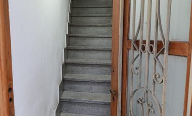 Casa en Rosario-PASCO AL 800-VENTA- ABASTO- PLANTA ALTA- 2 DORMITORIOS