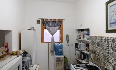 Casa en Rosario-PASCO AL 800-VENTA- ABASTO- PLANTA ALTA- 2 DORMITORIOS