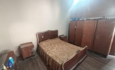 Venta Casa al frente 2 dormitorios patio y terraza