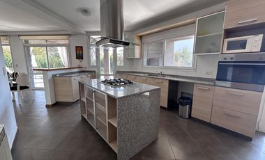 Venta casa Funes Hills Cadaques 3 dormitorios piscina