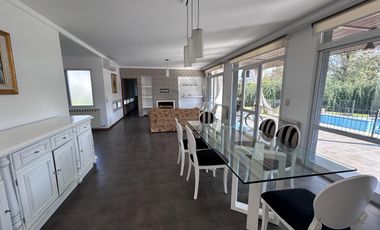 Venta casa Funes Hills Cadaques 3 dormitorios piscina