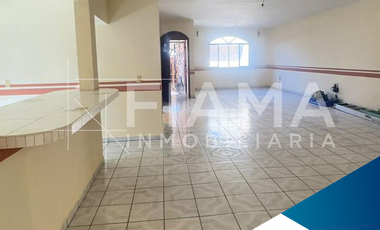CASA EN VENTA EN COL. LOMA HERMOSA, TEPIC, NAYARIT. (G)