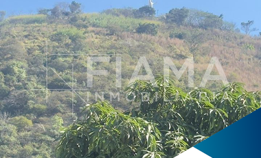 CASA EN VENTA EN COL. LOMA HERMOSA, TEPIC, NAYARIT. (G)