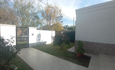 Venta Casa Tierra de Sueños 2 Roldan 2 dormitorios amplio jardín