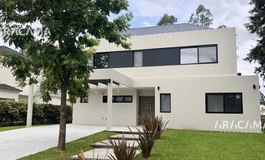 Country Saint Thomas Este - Canning