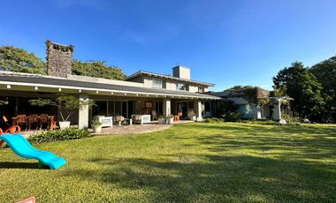 Casa cuatro dormitorios, Barrio cerrado Barrancas, prox. Urca