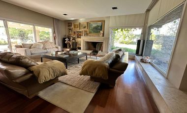 Casa cuatro dormitorios, Barrio cerrado Barrancas, prox. Urca