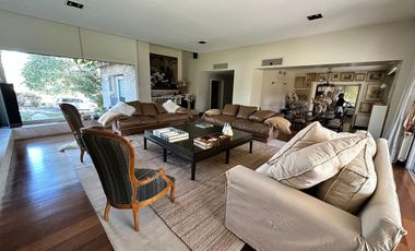 Casa cuatro dormitorios, Barrio cerrado Barrancas, prox. Urca