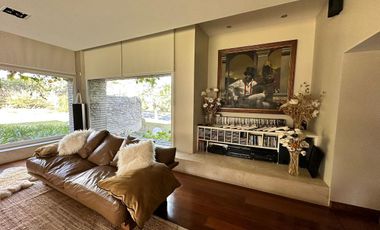 Casa cuatro dormitorios, Barrio cerrado Barrancas, prox. Urca