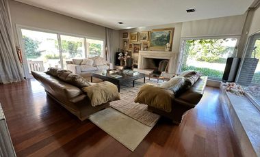 Casa cuatro dormitorios, Barrio cerrado Barrancas, prox. Urca