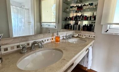 Casa cuatro dormitorios, Barrio cerrado Barrancas, prox. Urca