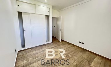 Venta duplex 4 ambientes Castelar