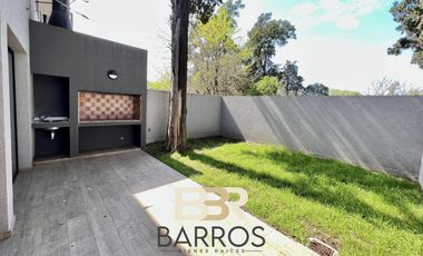 Venta duplex 4 ambientes Castelar