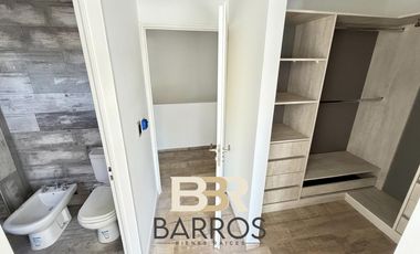 Venta duplex 4 ambientes Castelar